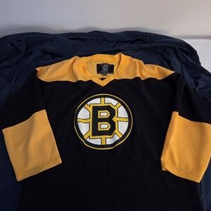 Boston Bruins Black and Yellow Jersey